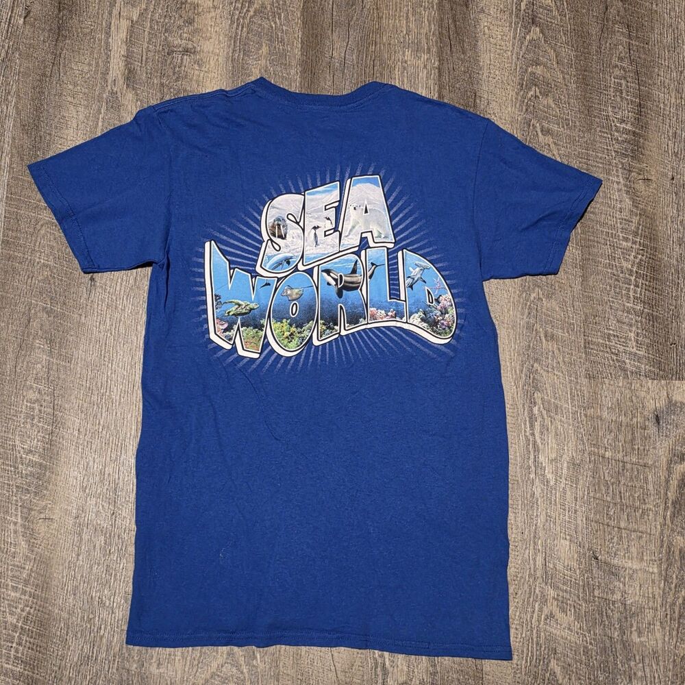 Vintage SEA WORLD Orlando Short Sleeve T-Shirt ORCA Size Small Crew Neck Blue